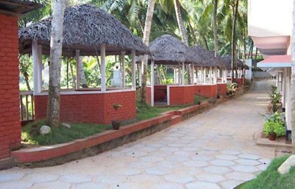 Panchavadi Ayurvedic Beach Resort バルカラ エクステリア 写真